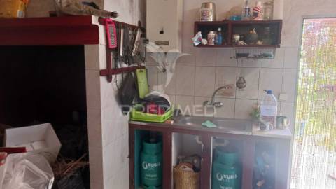 Quinta com moradia t3 e adega,lavre,montemor o novo.