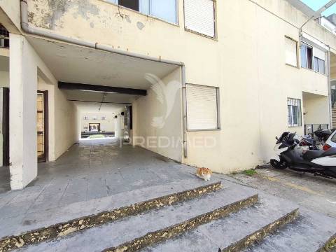 Apartamento t1 na fonte da prata.