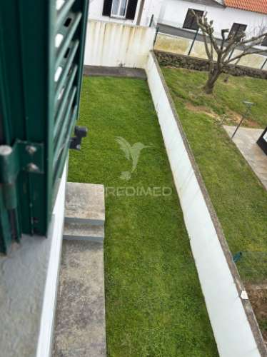 Moradia t3 à venda em santa luzia – angra do heroísmo