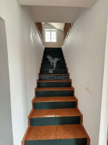 Moradia t3 à venda em santa luzia – angra do heroísmo