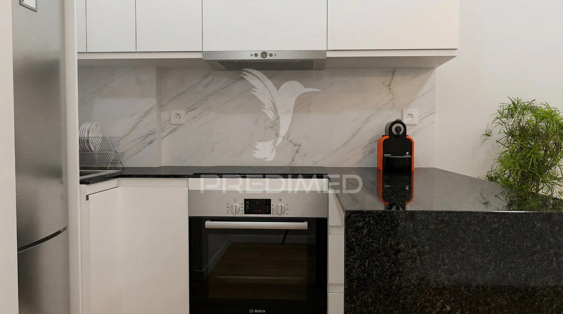Apartamento t0 remodelado com vista mar