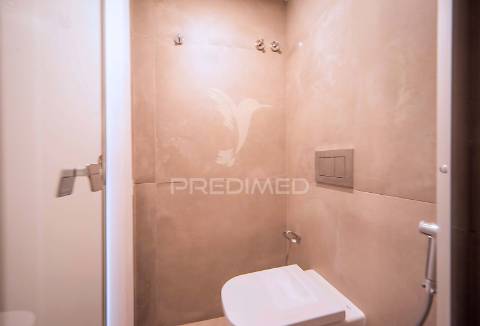 Luxuoso apartamento t4 em lisboa com vista panorâmica em condomínio fechado