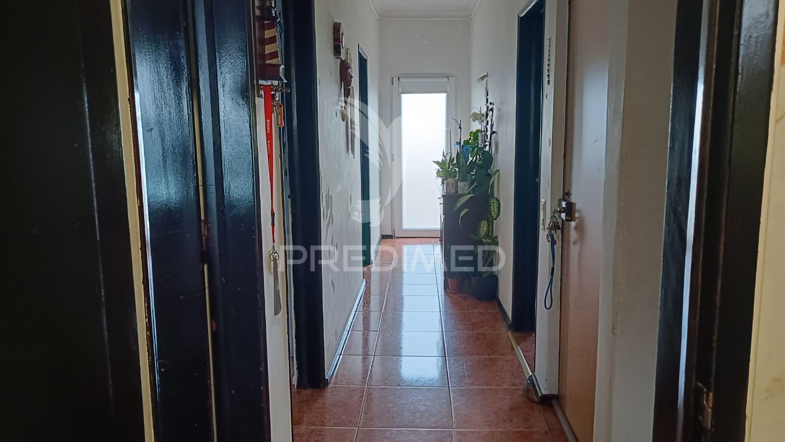 Moradia t5 bi-familiar