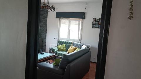 Moradia t5 bi-familiar