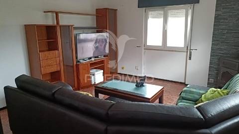 Moradia t5 bi-familiar