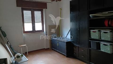 Moradia t5 bi-familiar