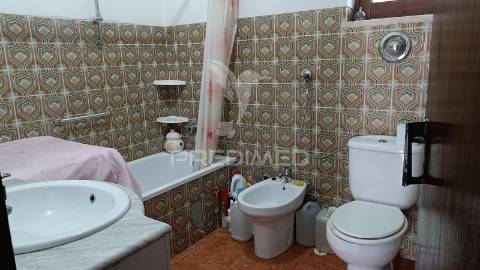 Moradia t5 bi-familiar