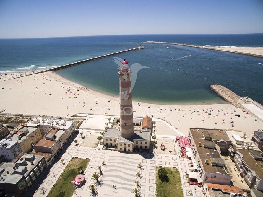 Moradia t5 praia da barra