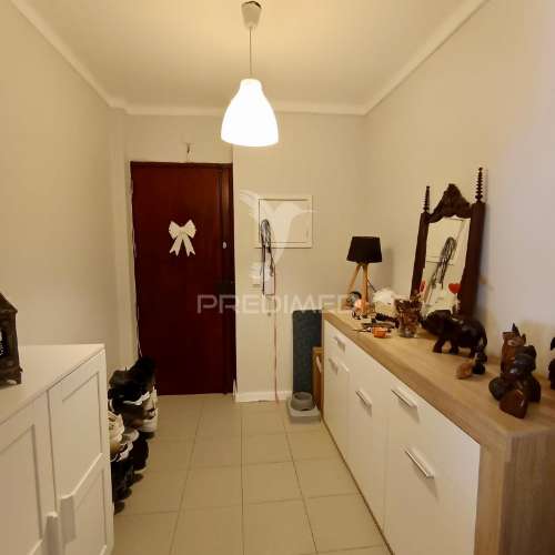 Apartamento t3 semi remodelado setúbal