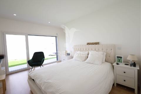 Moradia t4, em condomínio privado