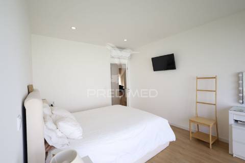 Moradia t4, em condomínio privado