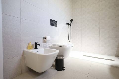 Moradia t4, em condomínio privado