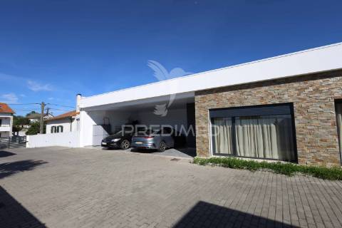 Moradia t4, em condomínio privado