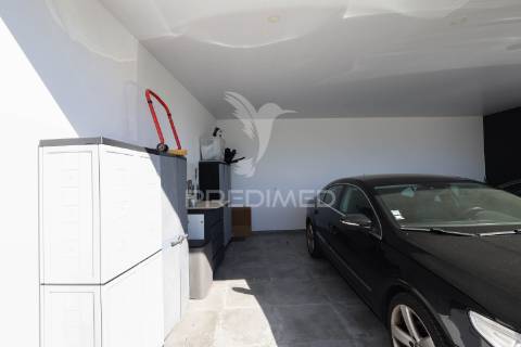 Moradia t4, em condomínio privado