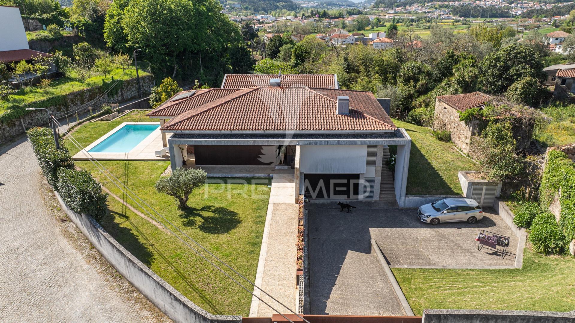Excelente moradia com piscina – trandeiras, braga