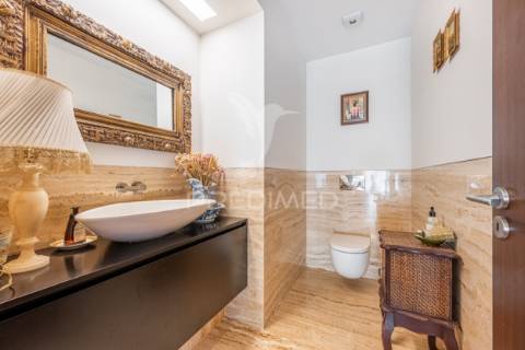 Excelente moradia com piscina – trandeiras, braga