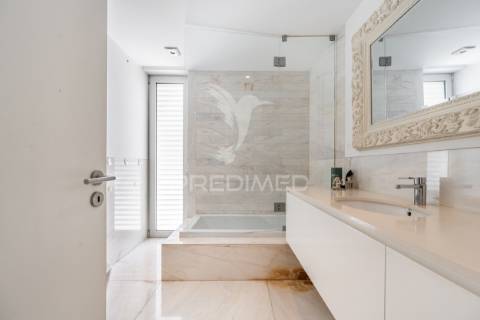 Excelente moradia com piscina – trandeiras, braga
