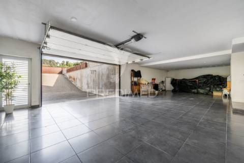 Excelente moradia com piscina – trandeiras, braga