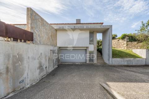 Excelente moradia com piscina – trandeiras, braga