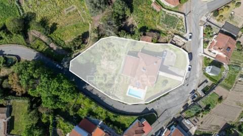 Excelente moradia com piscina – trandeiras, braga