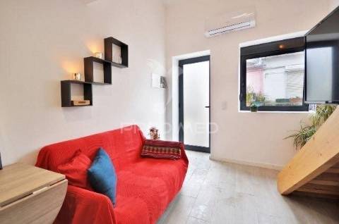 Arrenda-se moradia t0 em campanhã