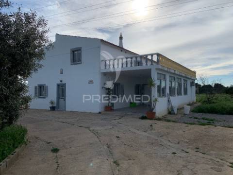 Moradia isolada em tunes, algarve