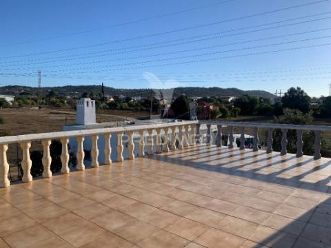 Moradia isolada em tunes, algarve