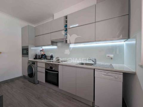 Moradia t4 com piscina em casas da audiência, monte gordo