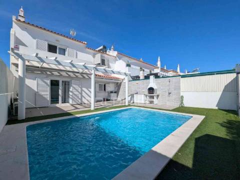 Moradia t4 com piscina em casas da audiência, monte gordo