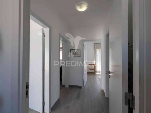 Moradia t4 com piscina em casas da audiência, monte gordo