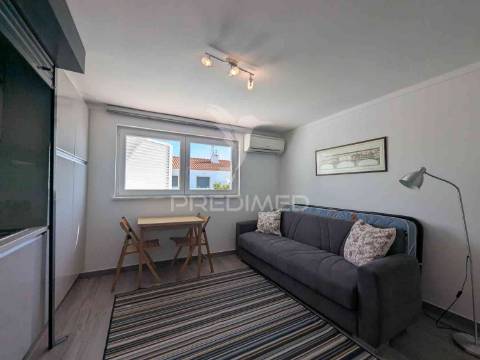 Moradia t4 com piscina em casas da audiência, monte gordo