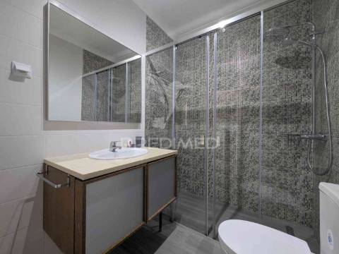 Moradia t4 com piscina em casas da audiência, monte gordo