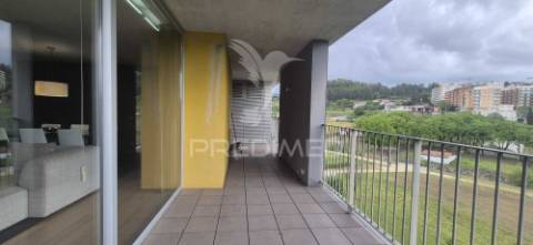 Fantástico apartamento t3 -  acrescentar, em real