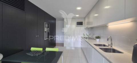 Fantástico apartamento t3 -  acrescentar, em real