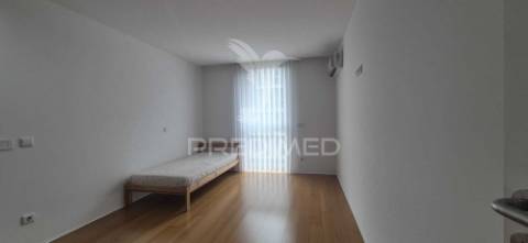 Fantástico apartamento t3 -  acrescentar, em real