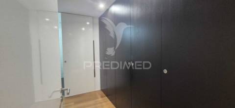 Fantástico apartamento t3 -  acrescentar, em real