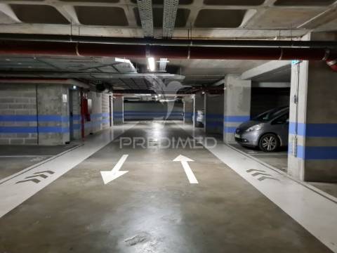 Escritório com vista rio, wc privativo e estacionamento