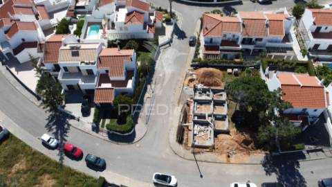 Moradia t3 com piscina, casas da audiência, perto da praia