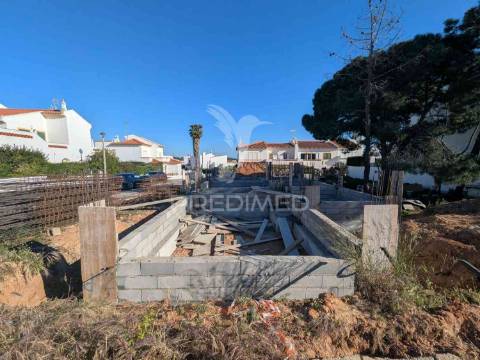 Moradia t3 com piscina, casas da audiência, perto da praia