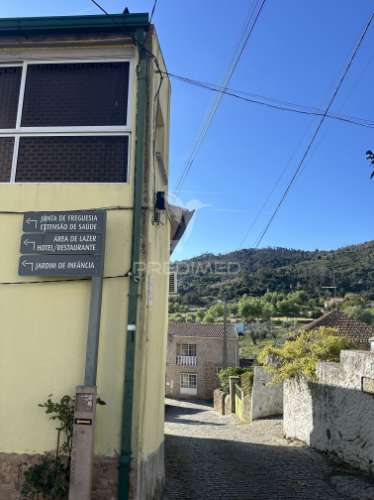 Moradia renovada em pêro viseu