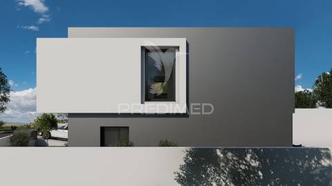 Moradia t4 de arquitetura moderna – urbanização da meia via