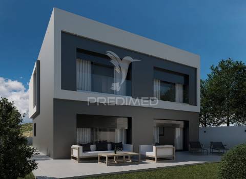 Moradia t4 de arquitetura moderna – urbanização da meia via