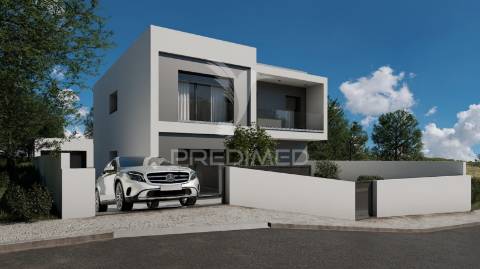 Moradia t4 de arquitetura moderna – urbanização da meia via