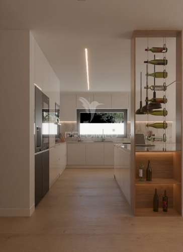 Moradia t4 de arquitetura moderna – urbanização da meia via