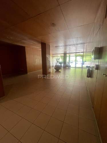 Apartamento t2 para arrendamento em real