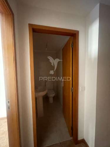 Apartamento t2 para arrendamento em real