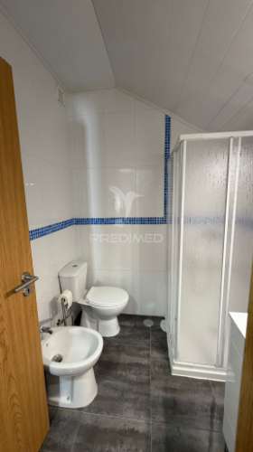 Moradia t2+2 com parqueamento (centro de setúbal)