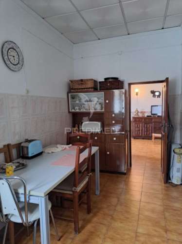 Casinha típica alentejana t1 - pias