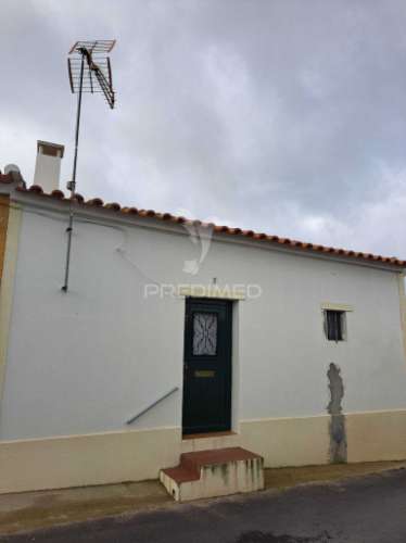 Casinha típica alentejana t1 - pias