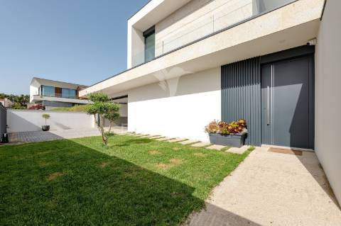 Moradia individual fraião